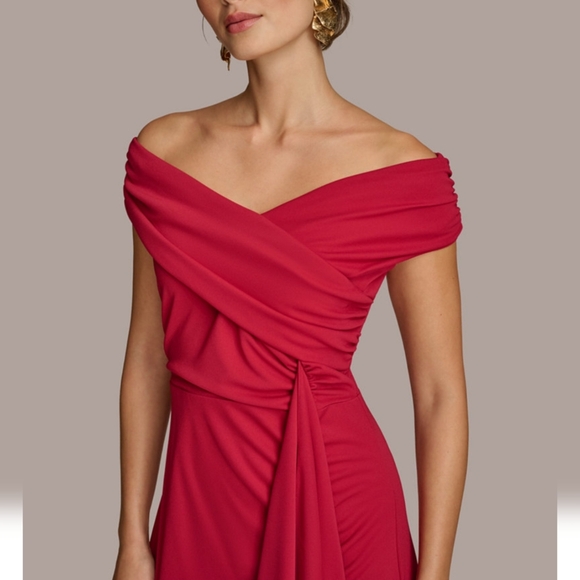 Donna Karen Elegant Red Off-Shoulder Evening Gown - Picture 5 of 9